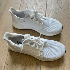 New with Box Mens Adidas Ultraboost 20 size 10